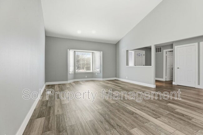 Photo - 15120 Venetian Way