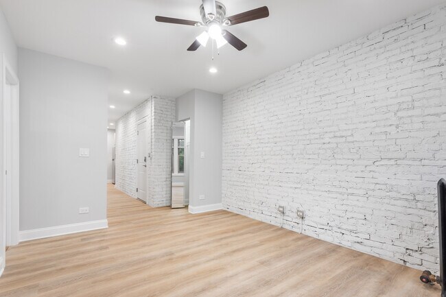 Photo - 1635 W Chase Ave Unit 3M