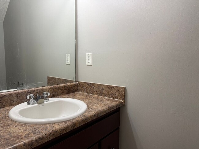 Photo - 2510 Barnesdale Wy Unit #5