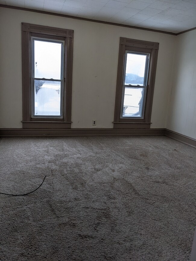 Photo - 121 Hill St Unit Upper Apt