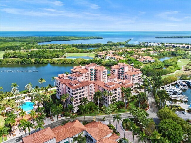 Building Photo - 13643 Deering Bay Dr Unit 165 Rental