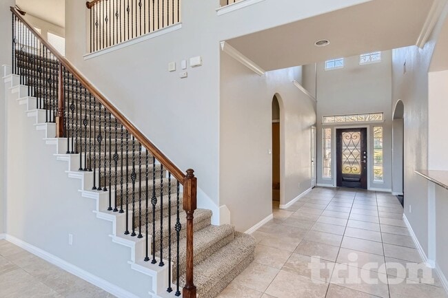 Photo - 1913 Colony Glen Ln