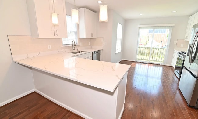 Photo - 5012 Silver Hill Rd