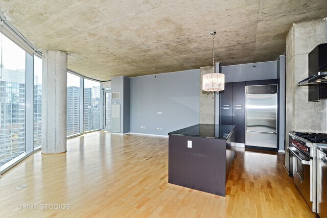 600 N Fairbanks Ct Unit 03201