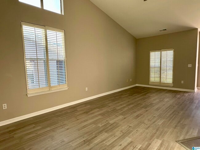 Photo - 118 Marigold Dr