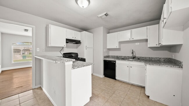 Photo - 3112 Grant St