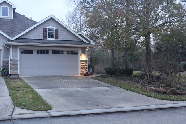 Photo - 111 W Kentwick Pl