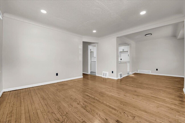 Photo - 14188 Collingham Dr