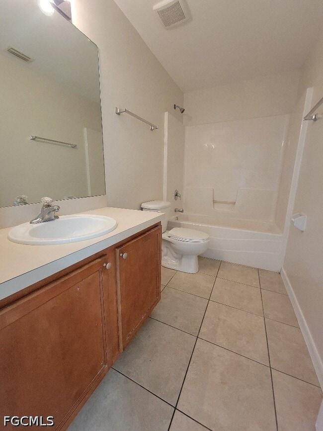 Photo - 306 Leeland Heights Blvd E