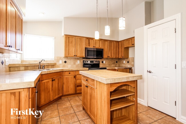 Photo - 15077 N 85th Ave