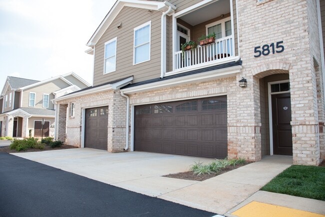 Building Photo - Piedmont Place Rental