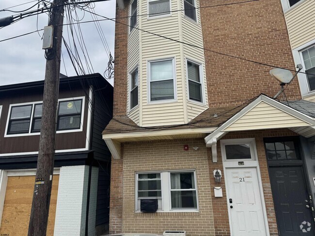 Building Photo - 21 S Little Rock Ave Unit 3 Rental