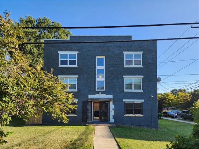 Building Photo - 5501 Foote St NE