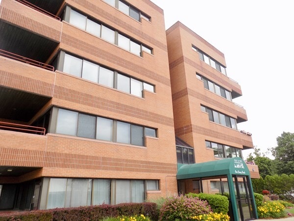 Photo - 1 Carey Cir Unidad 212