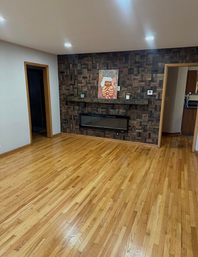 Photo - 2511 Ashland Ave