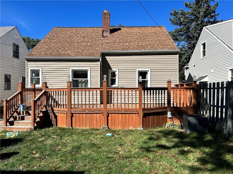 Photo - 13712 Rockside Rd