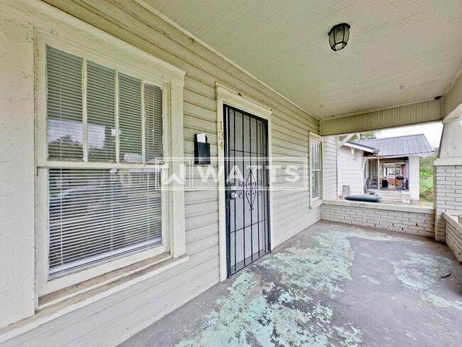 Photo - 3-Bedroom House in East Lake.