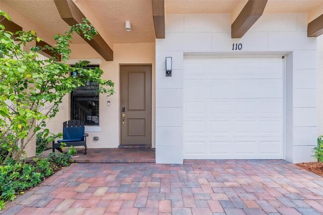 Photo - 110 NW 209th Way