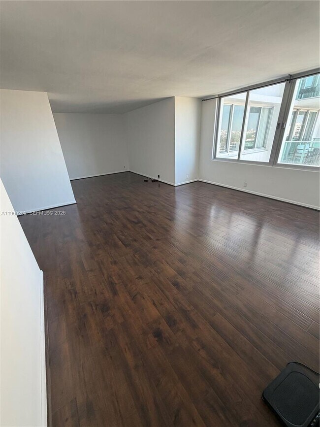 Photo - 1000 West Ave Unit 804