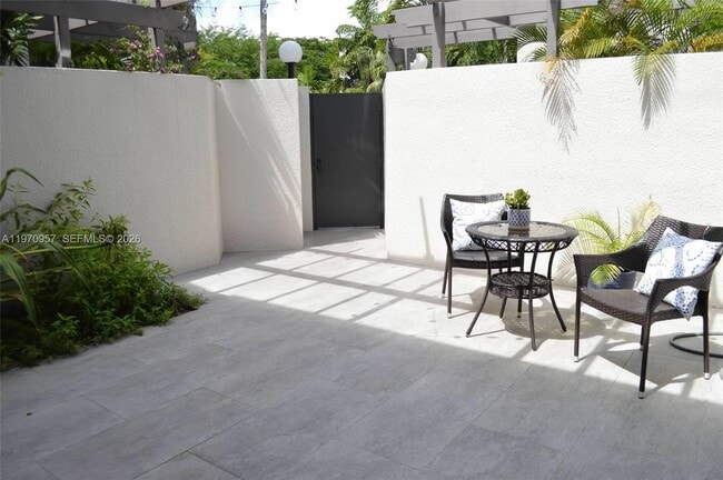 Photo - 4708 SW 67th Ave