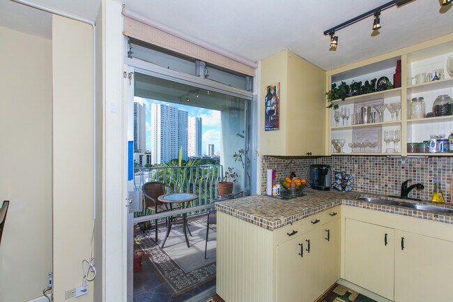 Photo - 1511 Nuuanu Ave
