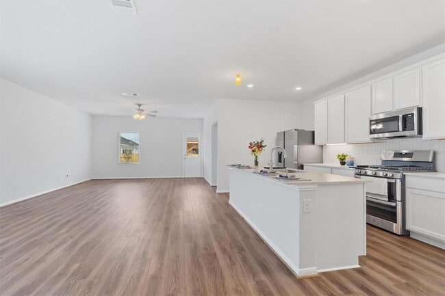 Photo - 249 Crystal Brook Dr