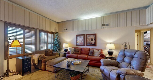 Photo - 110 Bogie Ln Unit #2B