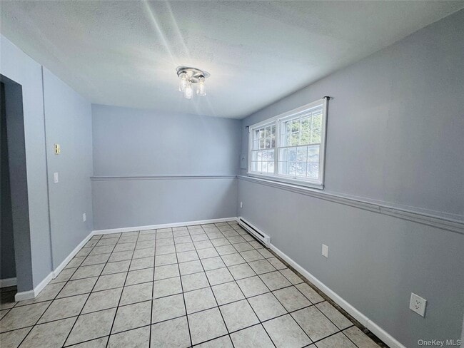 Photo - 87 Ellis Ave