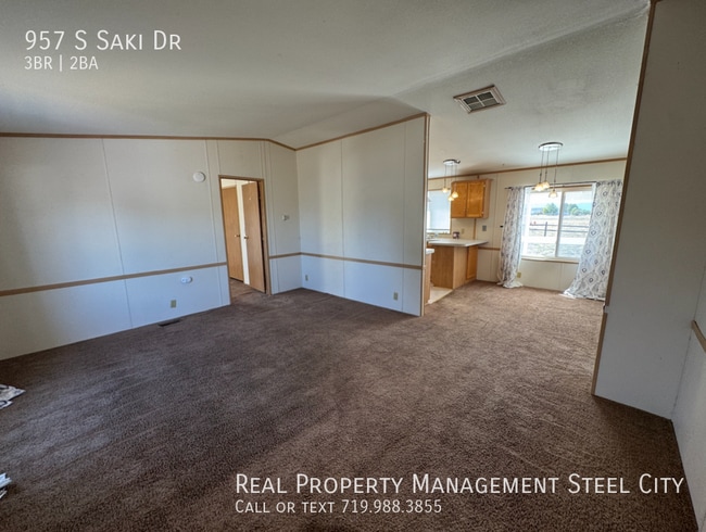 Photo - 957 S Saki Dr