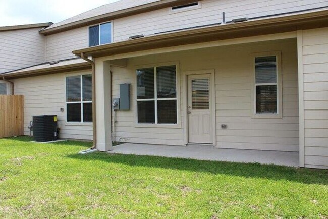 Photo - 12255 Roy Mix Bohn Lane