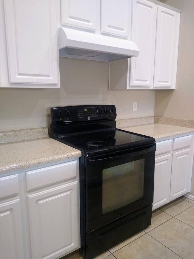 Photo - 24744 W Illini St