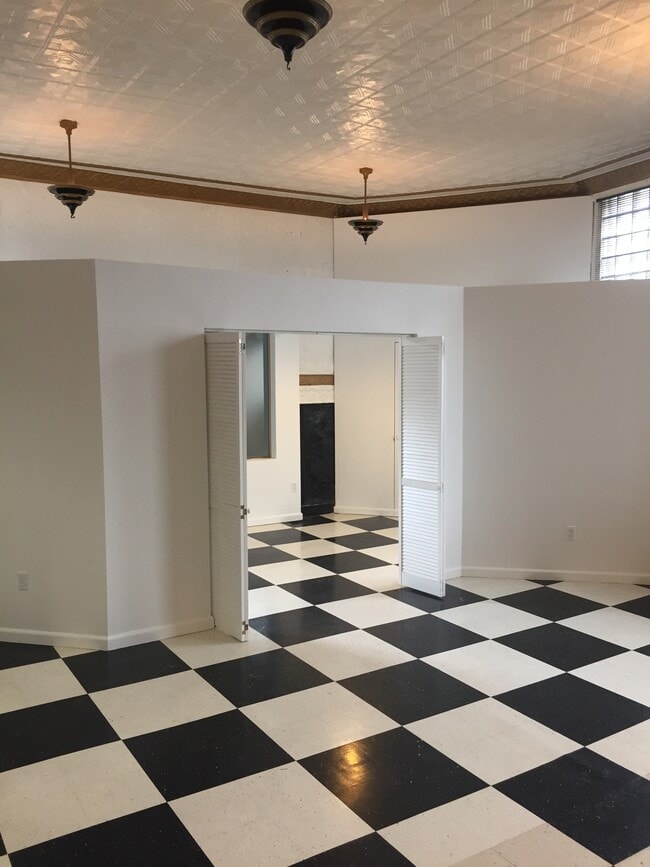 Photo - 2469 W McMicken Ave