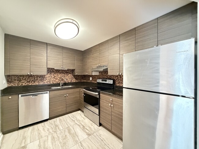 525 N Quentin Rd Unit 713