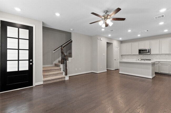 9511 Towne Lake Pkwy