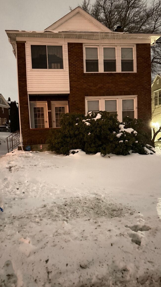 Building Photo - 3612 Holland St Unit 3612