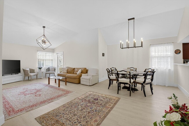 Photo - 5328 Buckhead Cir