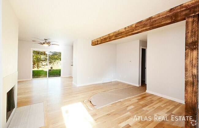 Building Photo - Stunning 3-Bedroom Home in Boulder!