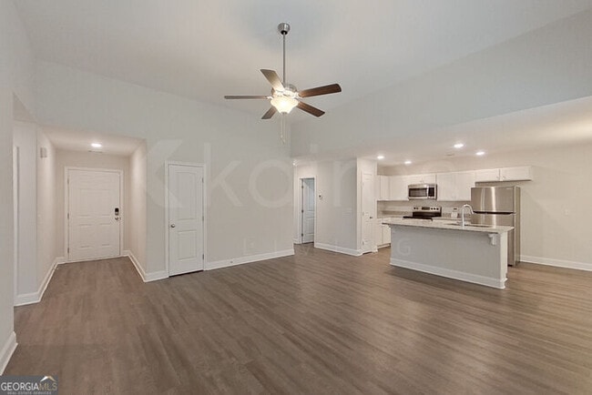 Photo - 106 Western Red Cedar Dr