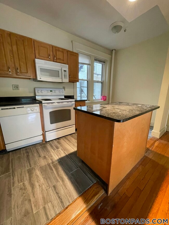 Photo - 143 Park Dr Unit 1