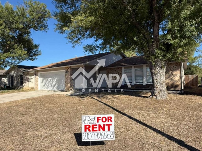 Photo - 774 Sawtooth Dr House