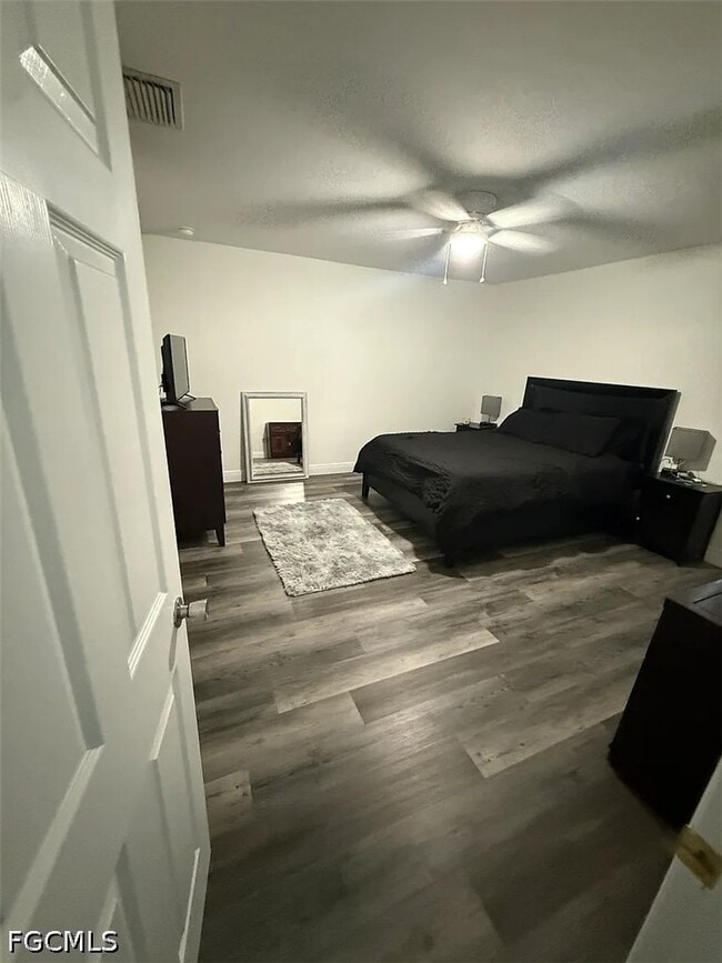 107 NE 15th Terrace