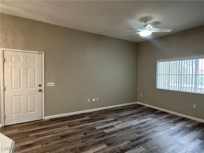 Building Photo - 10245 S Maryland Pkwy Unit 2213 Rental