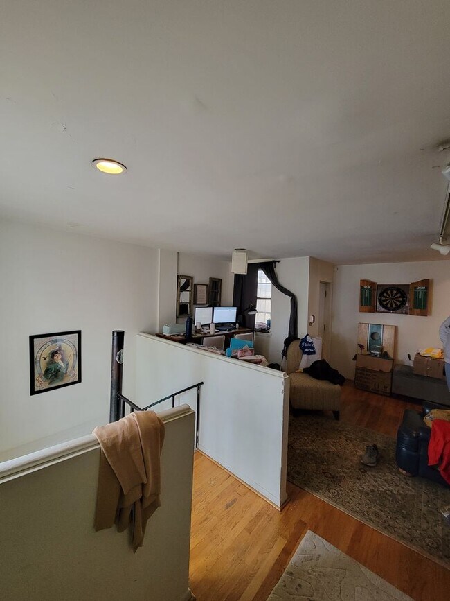 Photo - 225 Green St Unidad A