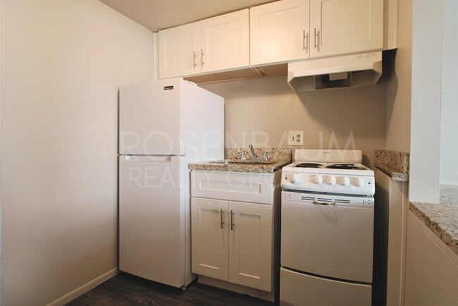 Photo - 9230 N 6th St Unit 9