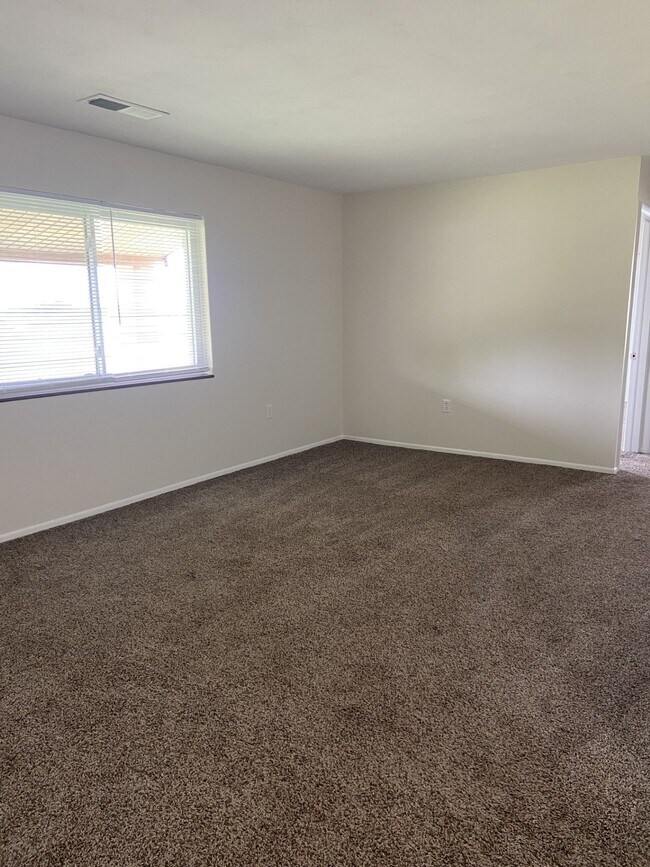 Photo - 403 County Line Rd Unidad Apt 21