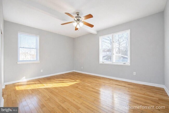 Photo - 436 Filmore St