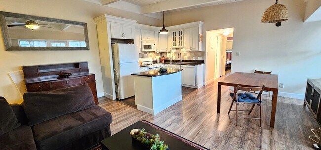 Photo - Relaxing Fully-Furnished 2 Bed 1 Bath Condo With Balcony In Beautiful Heritage Woods Unit 202