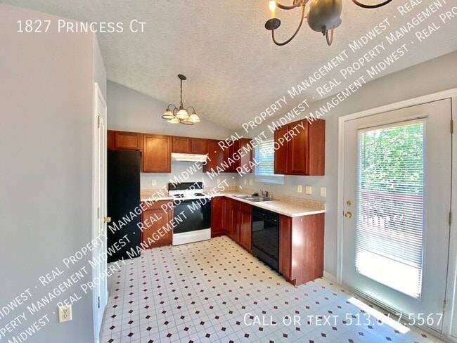 Photo - 1827 Princess Ct