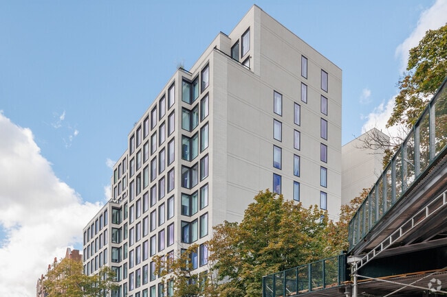 Building details - 109-111 Montgomery St