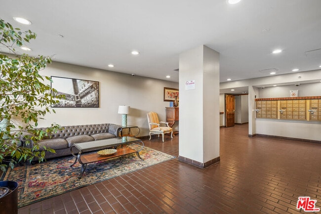 Photo - 1900 Vine St Unit 212